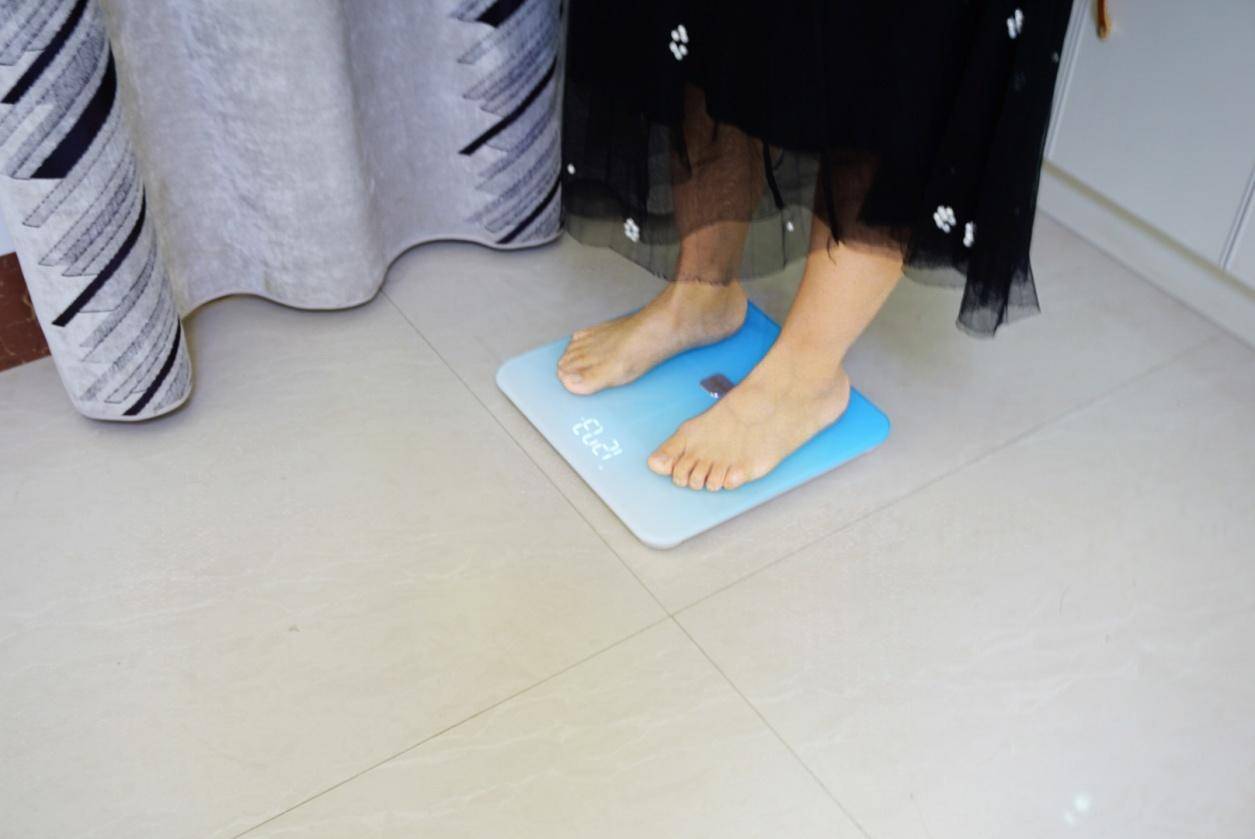 乐心体脂秤s30怎么和手机连接,体脂秤是智商税吗