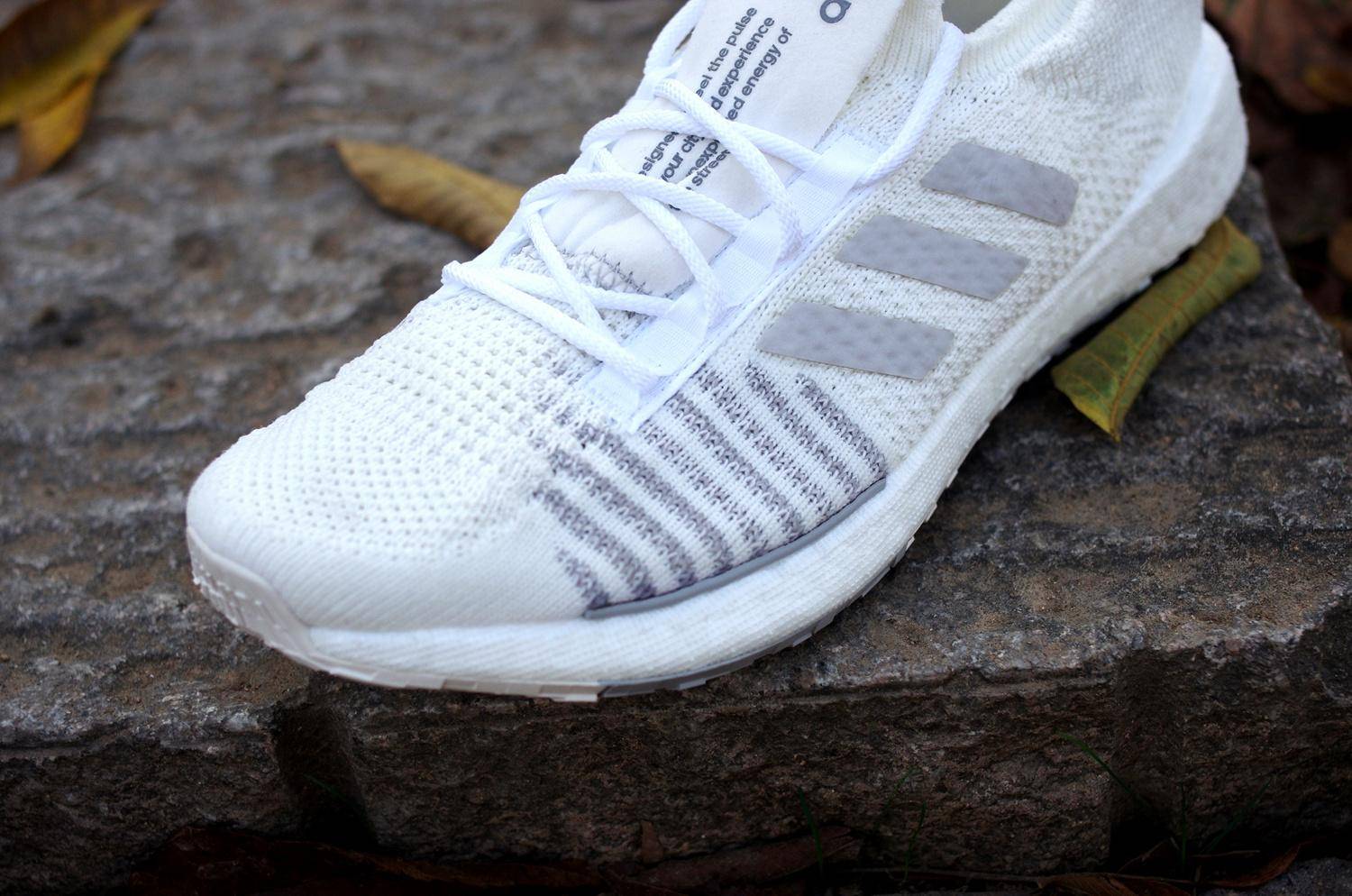 阿迪达斯adidaspulseboosthd测评,阿迪boost对比耐克zoom