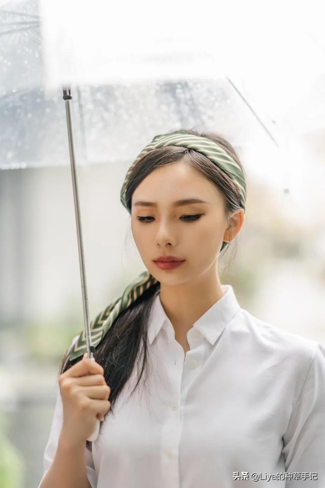 不要再披头散发了夏天适合的发型,披着和扎着都好看的浅层次发型