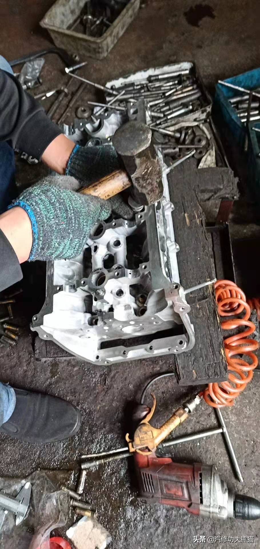 百年大众汽车品牌毁于烧机油?烧机油并非绝症,看看这台进口夏朗