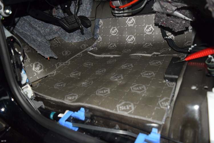 美妙音乐，沁人心扉：丰田兰德酷路泽改装绅士宝音响，昆明发烧友