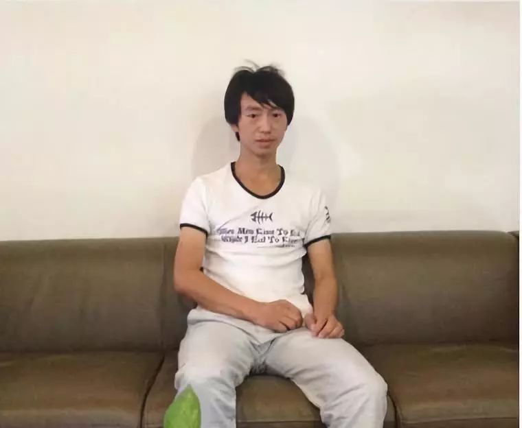 草根在天堂网红在地狱：流浪大师暴富，朱之文遭勒索，庞麦郎遗忘