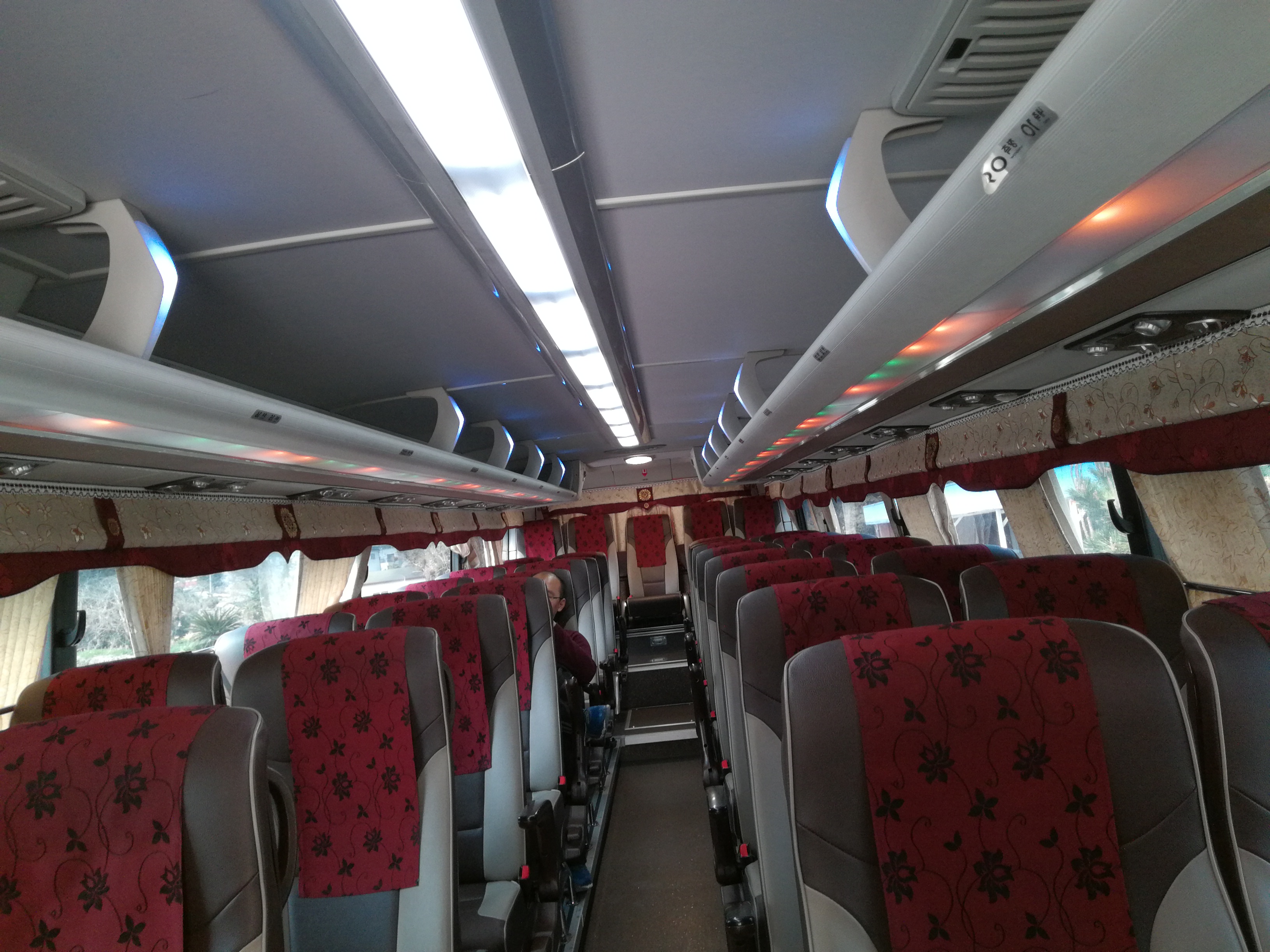 看一看济州岛上的汽车，你就明白韩国国民对本土汽车品牌的热爱