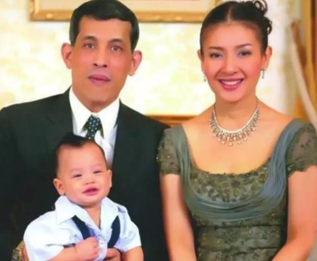 泰王与西拉米有夫妻相吗,泰王与西拉米的爱情不平等