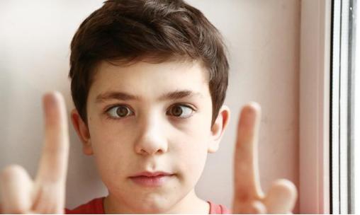 十三岁高度近视能做巩膜加固术吗,后巩膜加固术提高视力