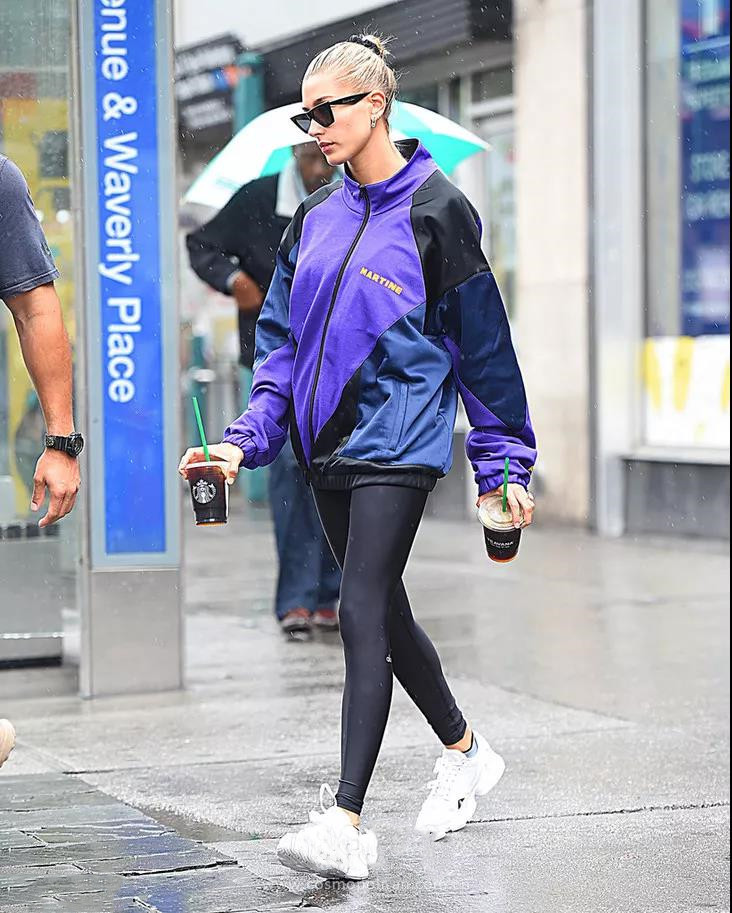 甜酷风冲锋衣保暖又好看穿出风格,适合秋冬两季穿的冲锋衣