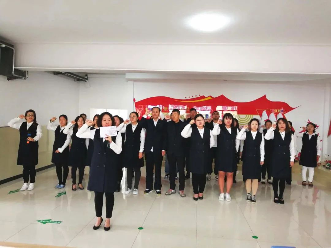 立德树人奋进担当稿件,立德树人奋进担当教师节内容