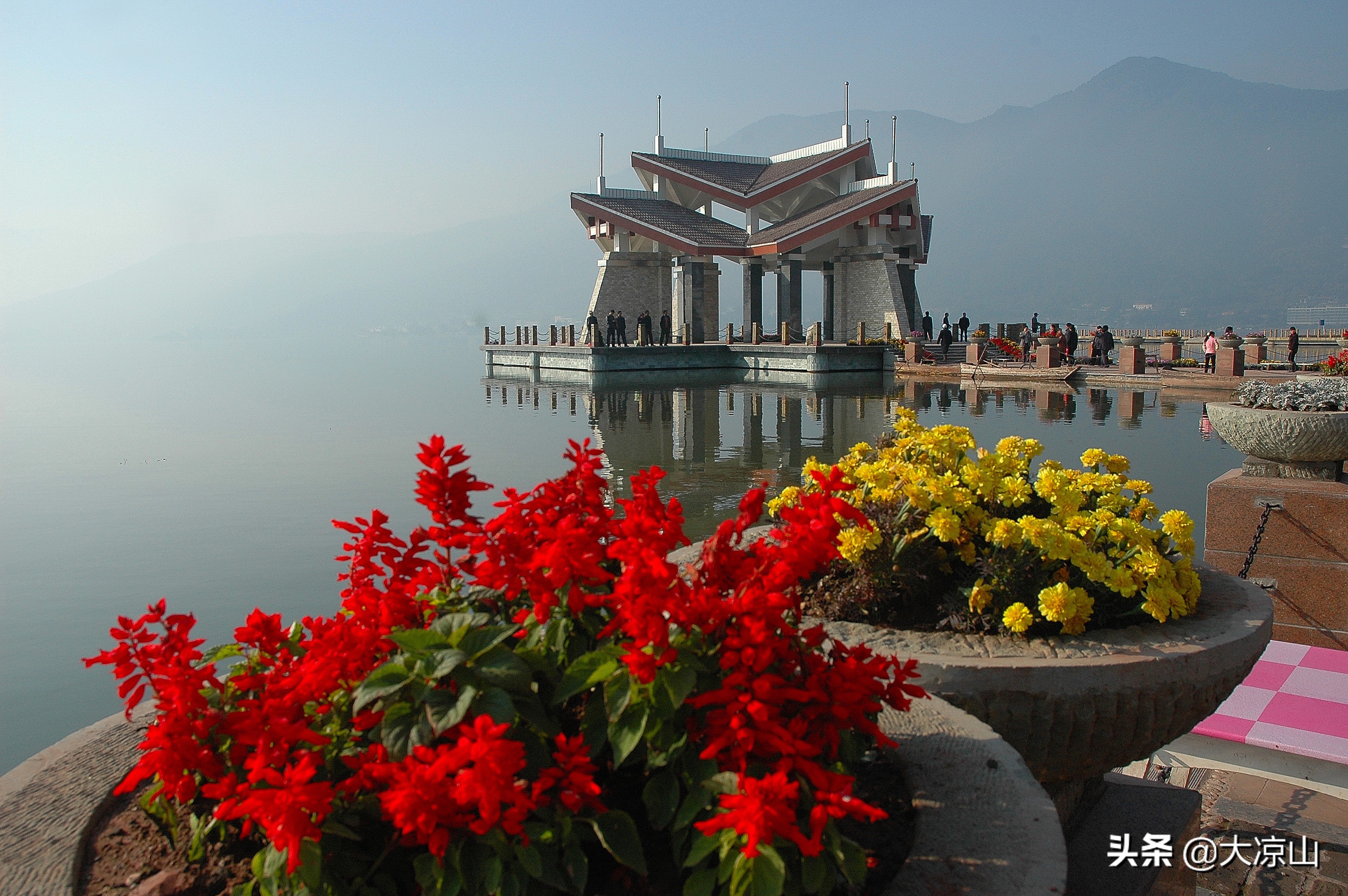 西昌邛海最美风景视频,90年代的西昌邛海小渔村