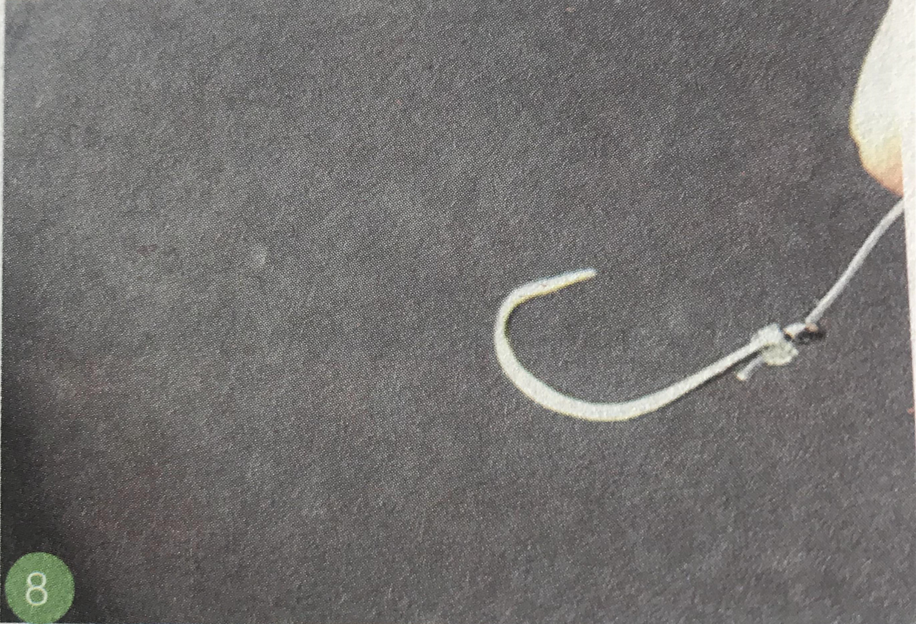 钓鱼绑钩方法教程图解,如何绑鱼钩鱼线打结方法图解