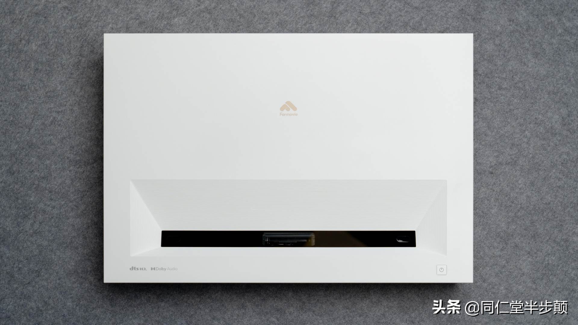 峰米c2激光电视白天效果怎么样,多功能峰米激光电视开箱