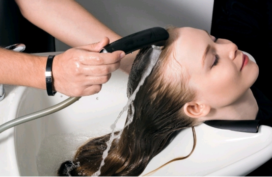 欧莱雅奇焕精油润发乳怎么用,巴黎欧莱雅奇焕精油润发乳好不好