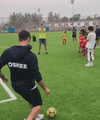 足球趣图100幅,足球趣图