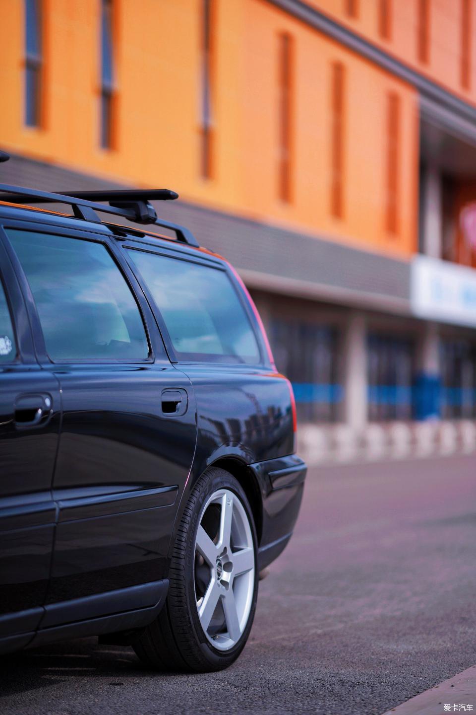 沃尔沃v70两门,2020款沃尔沃v70深度测评