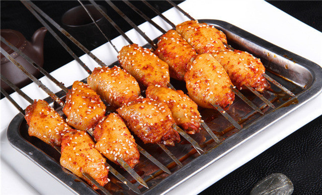 疯狂烤翅商用做法,加盟疯狂烤翅完整制作配方