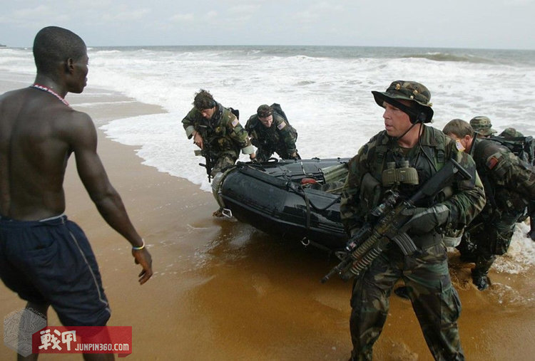 折腾九年，就拿出这点东西凑外拍？（上）