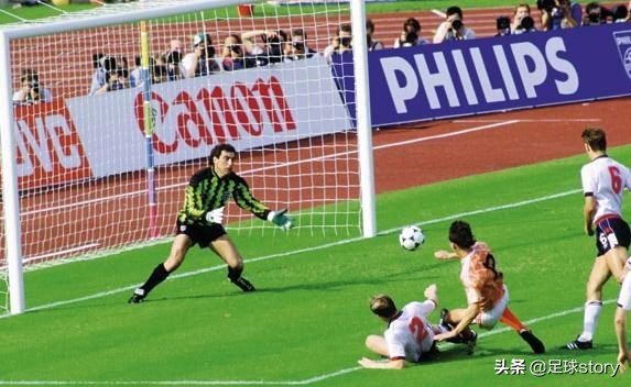 历史上最经典的足球史,回顾曾经的足球时代
