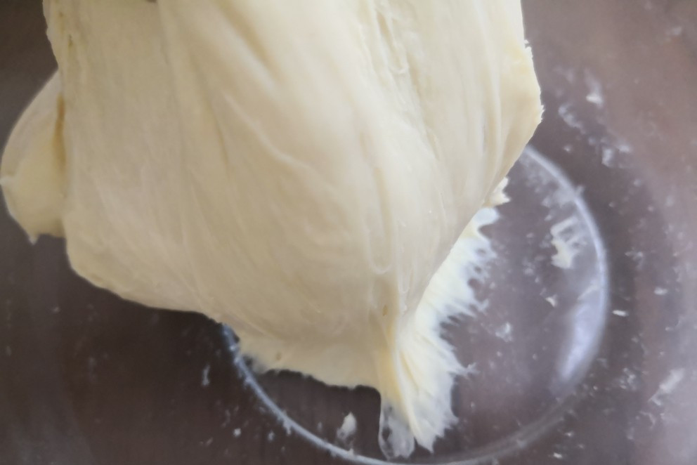 用油条添加剂炸油条教程和配方,油条蓬松酥脆配方