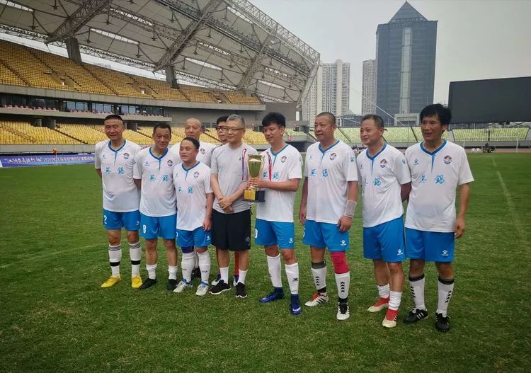 江阴第八届足球联赛,江阴市篮球联赛冠军