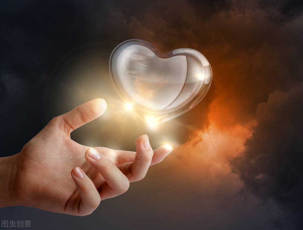 水瓶座隐藏的能力究竟厉害在哪里,水瓶座的男人的特性