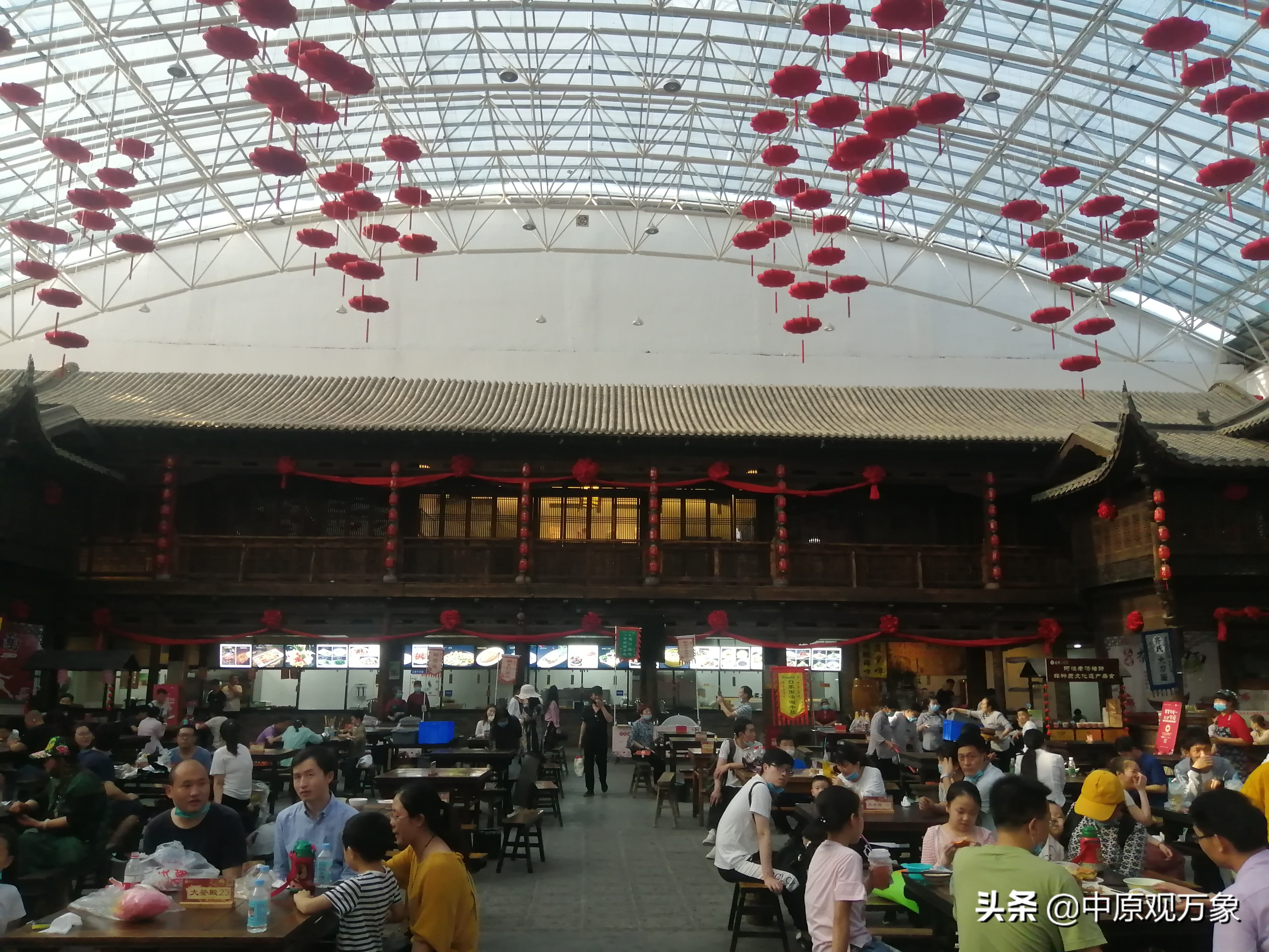 郑州市樱桃沟足球小镇长安古寨,郑州樱桃沟足球小镇