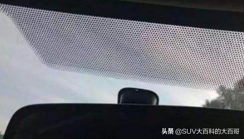 用啥砸车玻璃能砸碎,砸车门玻璃怎么砸才能砸坏