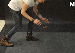 终于下班了搞笑gif图片,搞笑gif上班的时候打瞌睡尴尬了吧