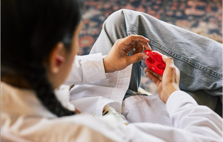 苹果降噪耳机什么时候上新款,苹果最新版降噪耳机