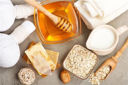 甘油蜂蜜自制面膜几天一次,牛奶鸡蛋蜂蜜面膜自制方法