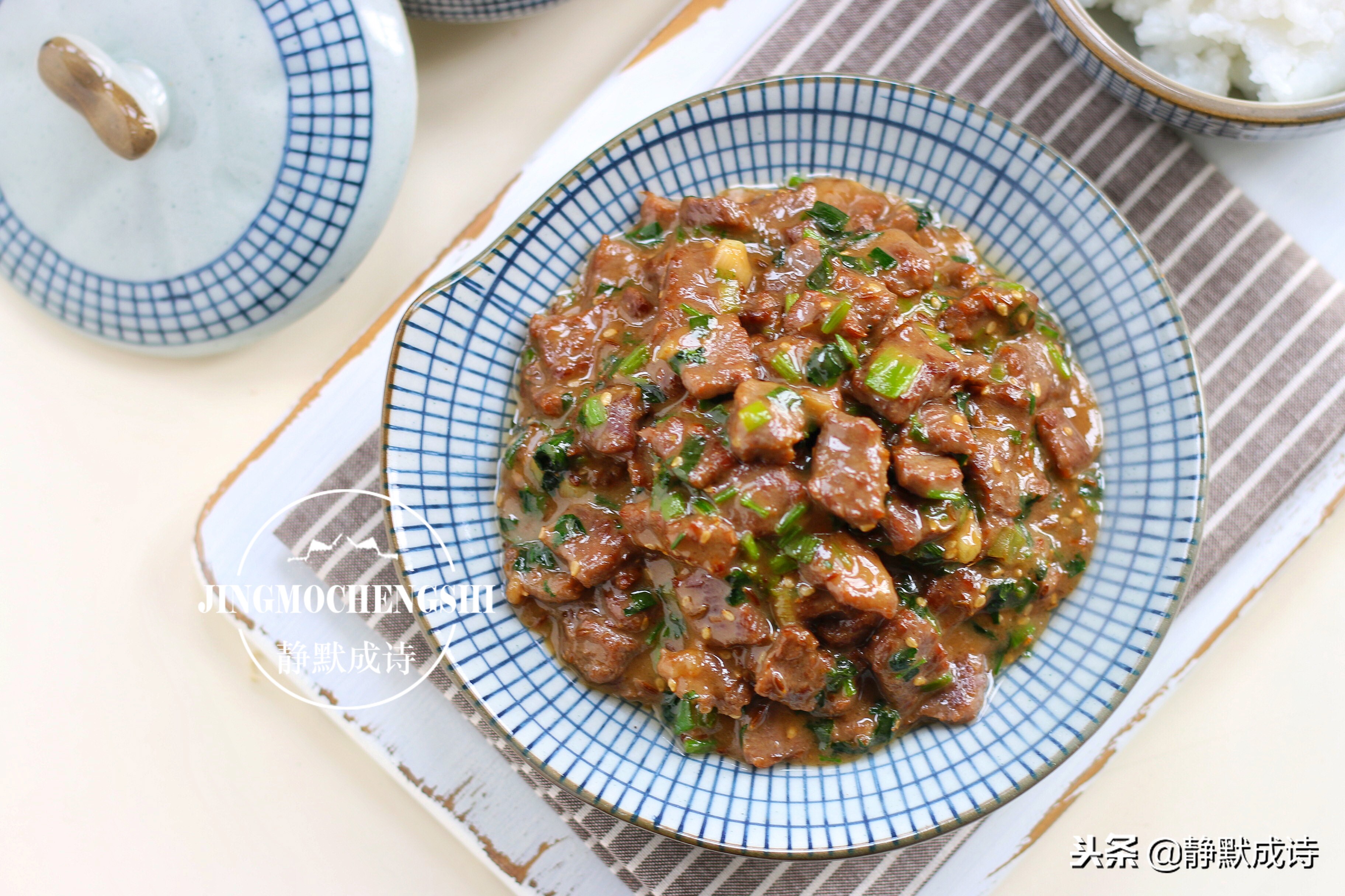 牛肉炒的又柴又难嚼,牛肉炒的嚼不动是怎么回事