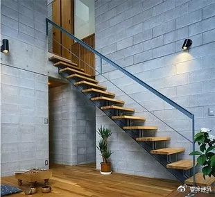 360度旋转楼梯的做法全过程,旋转楼梯和普通楼梯对比图片