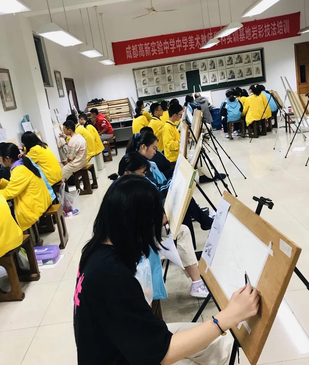 成都高新实验学校2023喜报,成都高新实验中学喜报2021