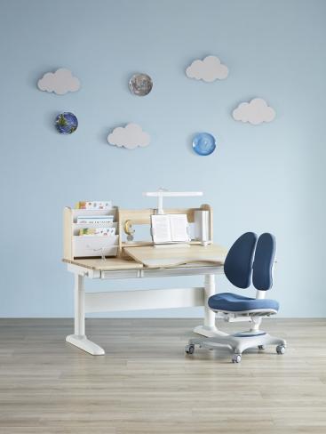 儿童学习桌为什么这么贵,小孩学习桌值钱吗