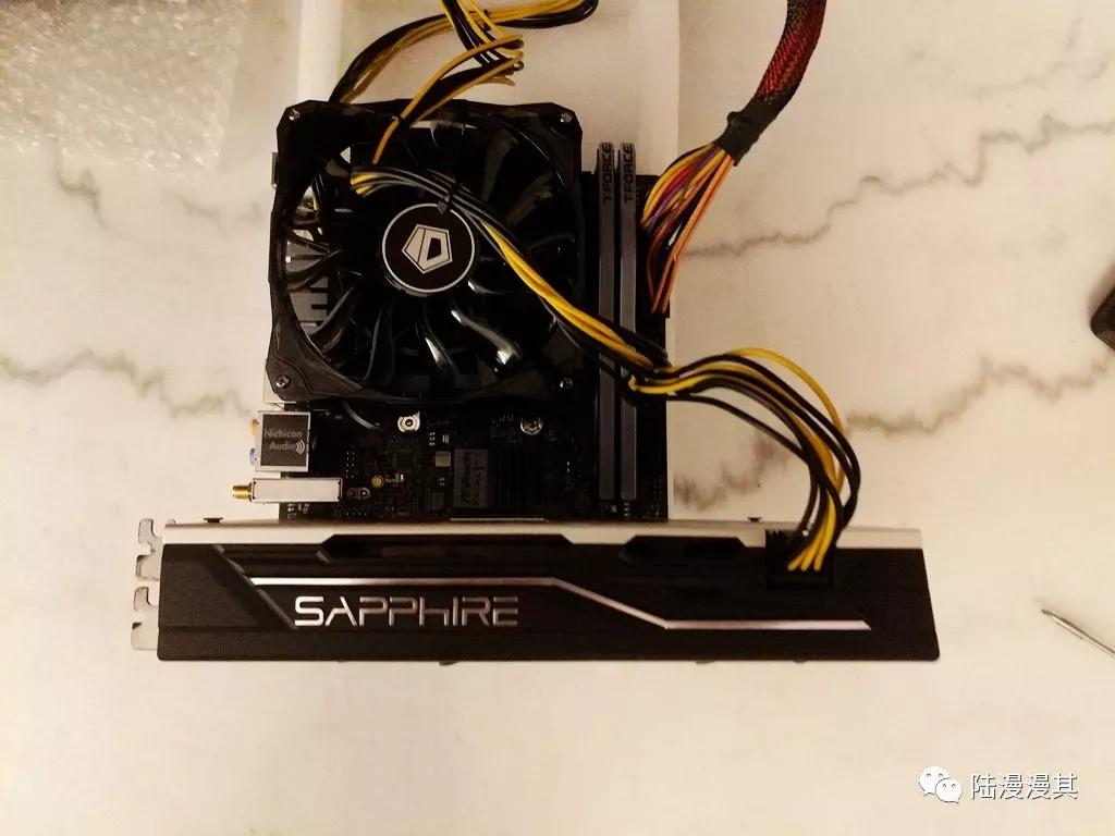 孤勇者mini机箱itx装机,240水冷itx机箱装机全过程