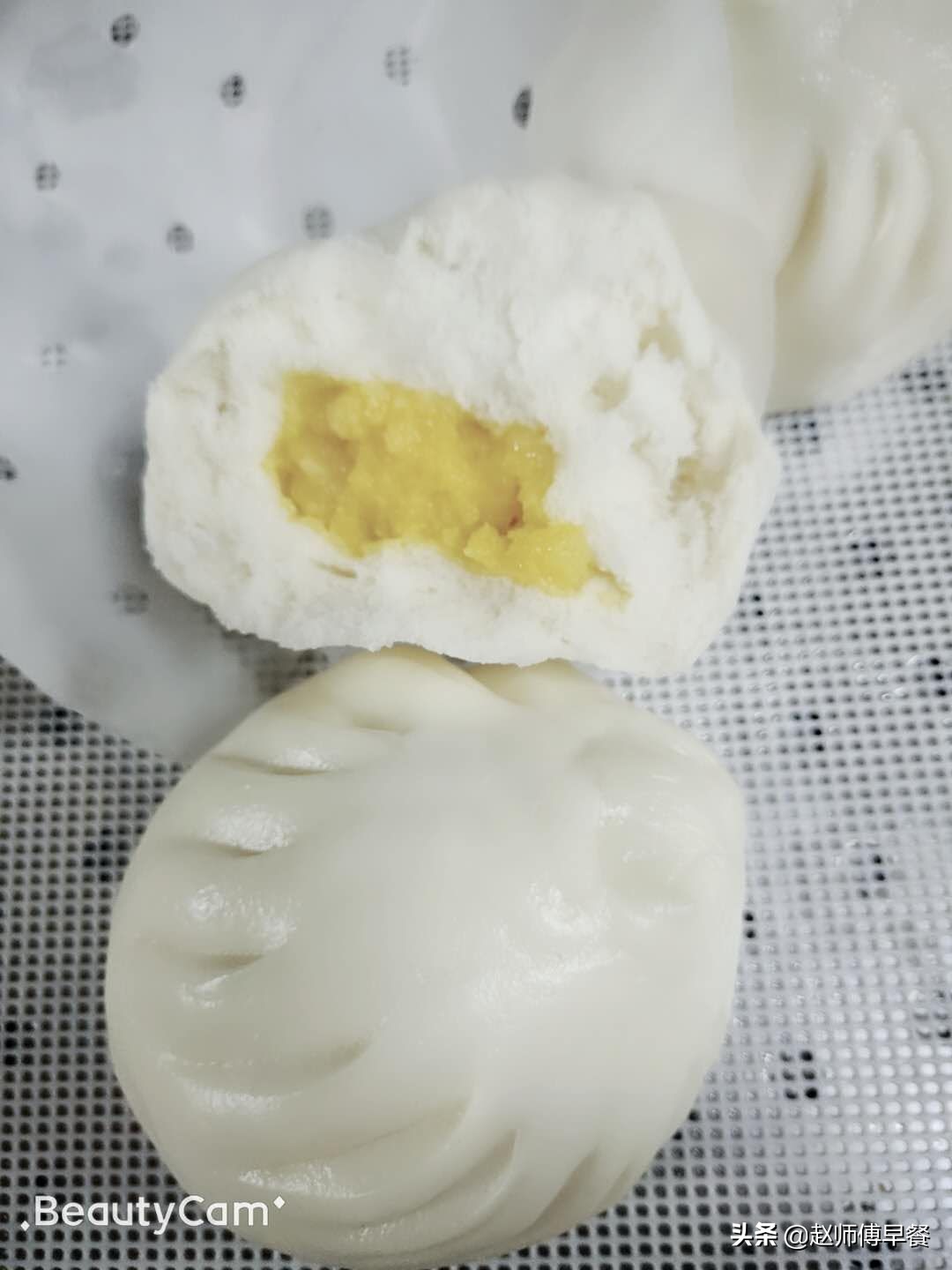 300克面粉放多少酵母发面做包子,包子发面1000克面粉和水的比例