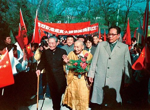 鉴真大师纪录片,鉴真坐像于1980年回国巡展