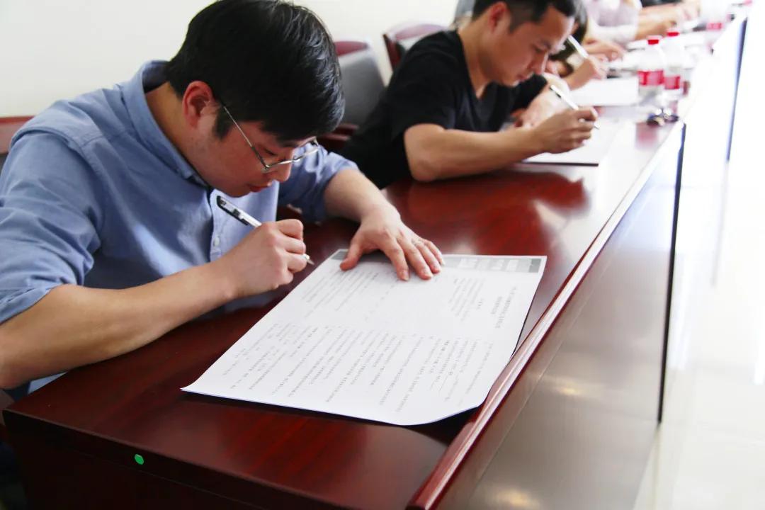 企业特种设备警示教育学习,物资设备管理员廉政谈话