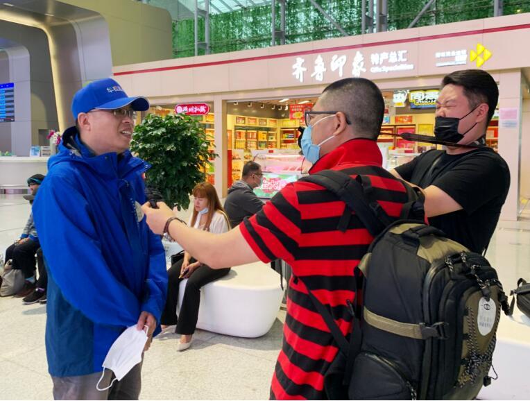 践行公益我们一直在路上,践行光明公益活动