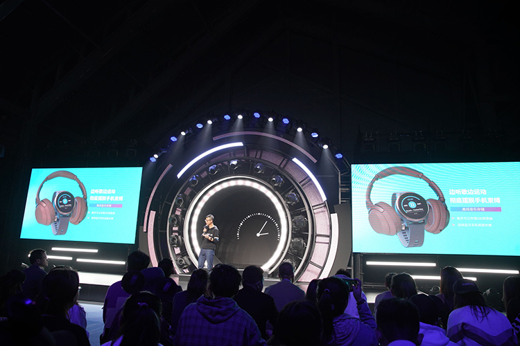 佳明GARMIN发布fenix6等系列新品迪丽热巴到场助阵