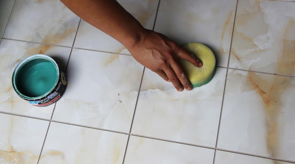 瓷砖地面太脏了怎么清理,地面瓷砖脏了怎么处理