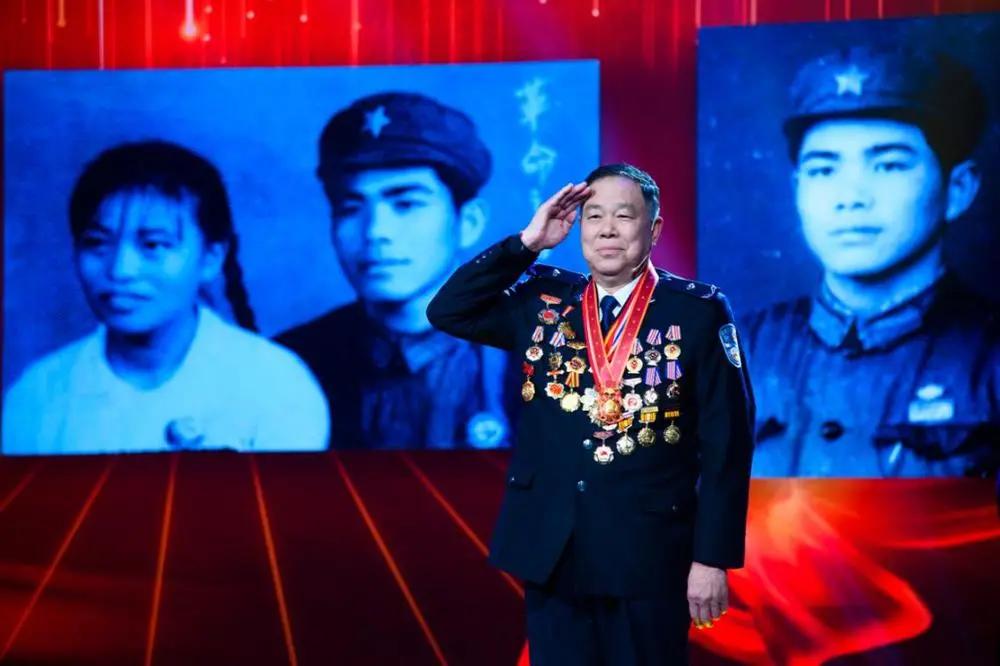 最美军嫂个人主要事迹,最新全国最美退役军人事迹