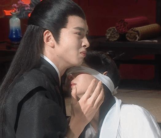 袁咏仪说尔冬升你凭什么不让我演,尔冬升袁咏仪《新不了情》三十载