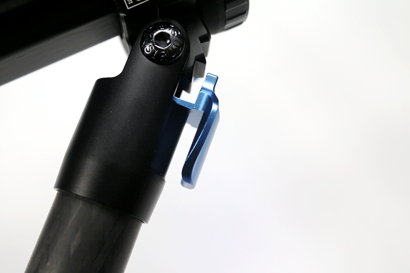 思锐碳纤维迷你三脚架测评,思锐AT125便携款三脚架