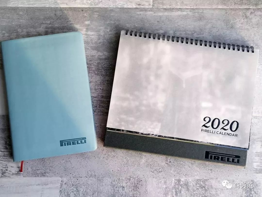 拆开之前收到的54个快递，每一份都让人感到美好