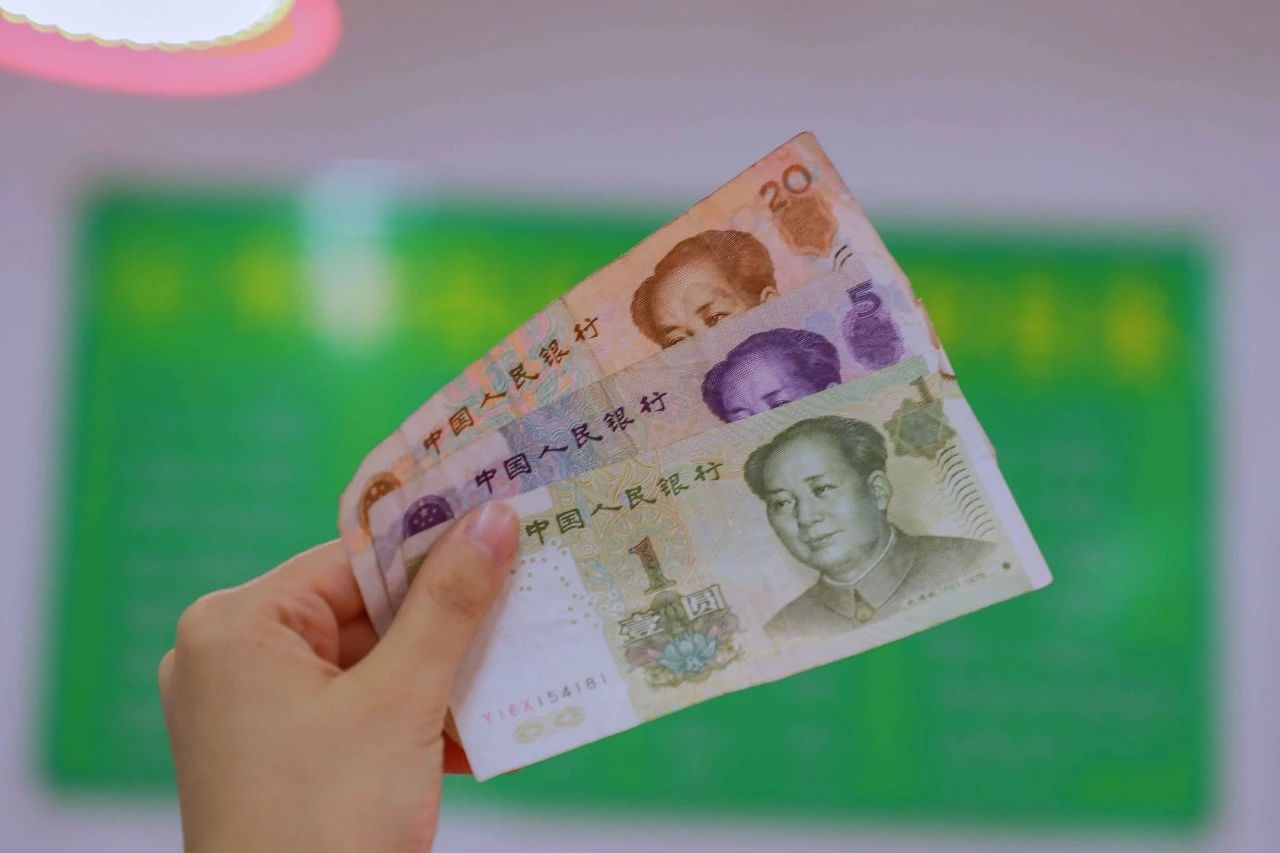 一百块钱吃遍牛街,挑战100元吃牛街