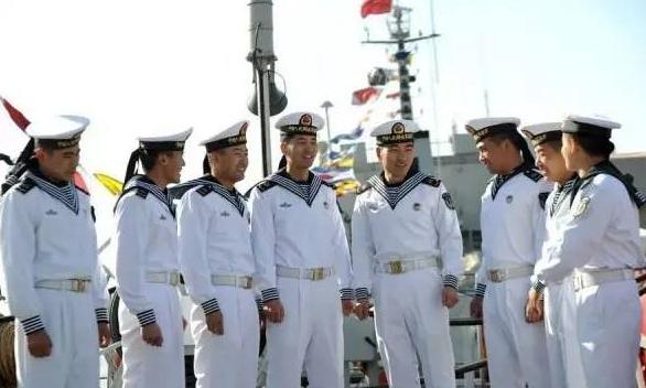 世界现代军装起源,世界历史军装