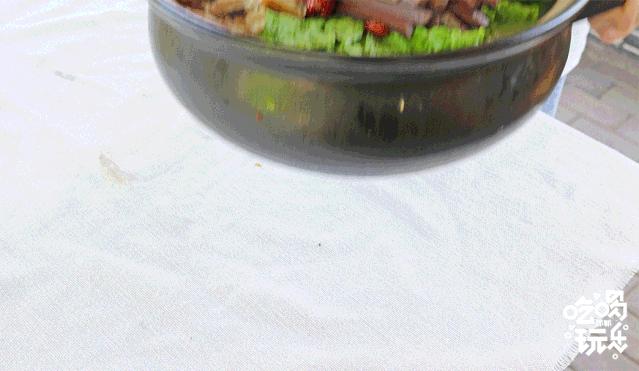 秋冬来袭!来碗养生汤!吃着鸽子喝着汤!请客有面子就到鸽子王