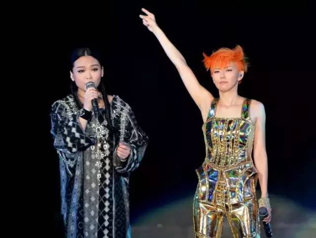 许美静林忆莲王菲串烧,不输王菲的明星