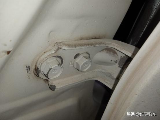 想买辆起亚k2二手车大概多少钱,起亚k2车子2013年值多少钱