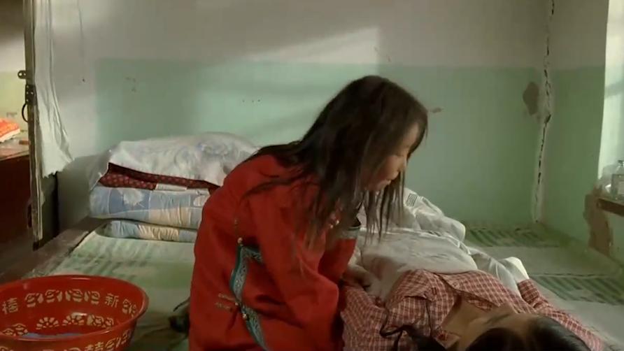 人性与欲望交织的电影,揭开中年女人难以启齿的尴尬,真实又残忍