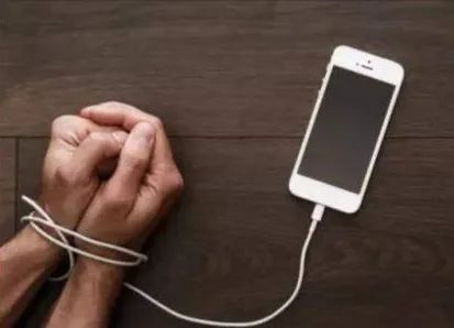 每天刷抖音能使人进步,每天有10亿人刷抖音